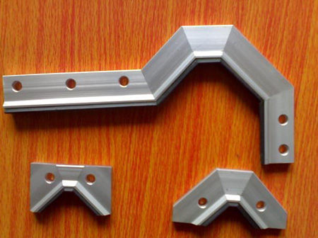 机床导轨刮屑板